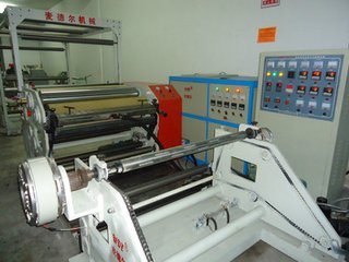 復(fù)合機(jī)的復(fù)合擠出技術(shù)怎么樣？