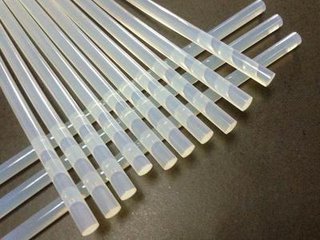 熱熔膠 熱熔膠產(chǎn)品的特點(diǎn)？
